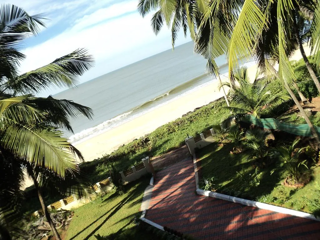 Club 7 Beach Resort Kannur 4*,